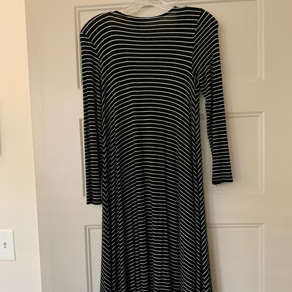 AEO Soft and Sexy Crossneck Dress - Picture 3 of 3